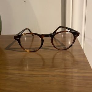 Oliver Peoples, Gregory Peck Eyeglasses, tortoise. New, needs prescription lens.